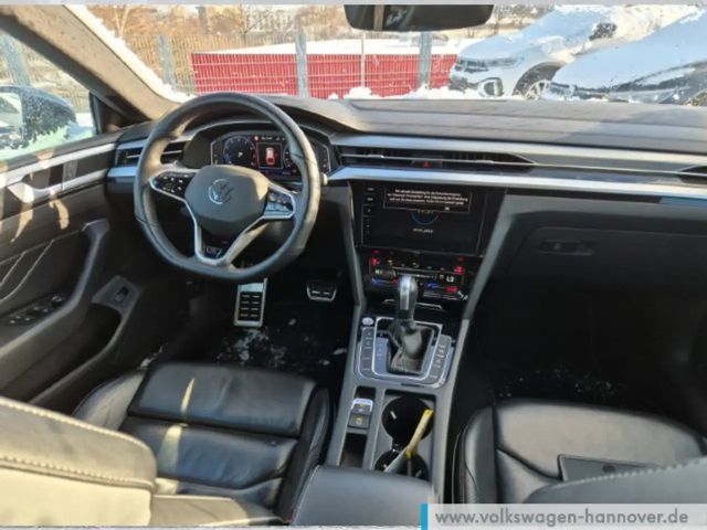 Volkswagen Arteon 2.0 TSI DSG R-Line
