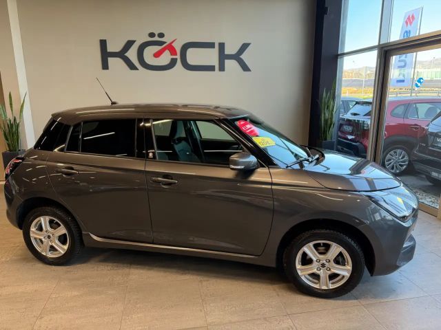 Suzuki Swift AllGrip DualJet Flash