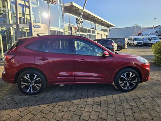 Ford Kuga Plug in Hybrid ST Line X