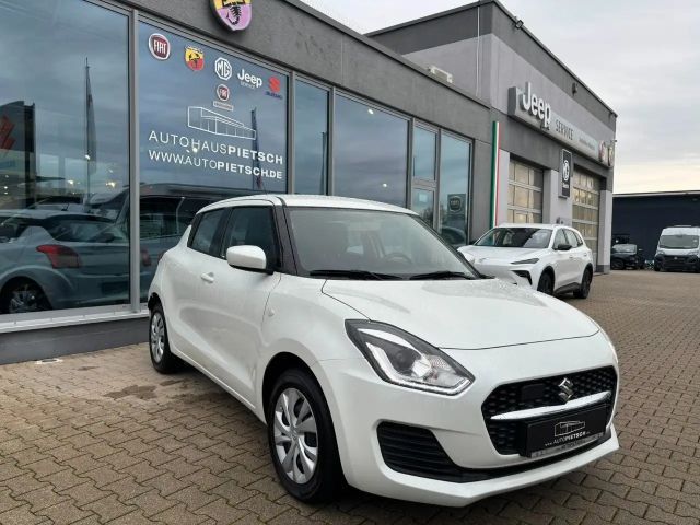 Suzuki Swift Club Hybrid