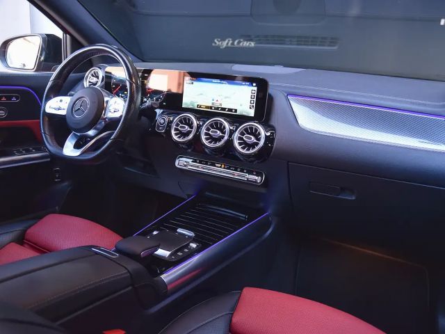 Mercedes-Benz GLA 250 AMG Line Designo
