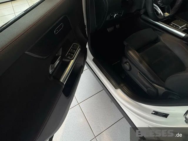 Mercedes-Benz GLA 200 AMG Line Premium