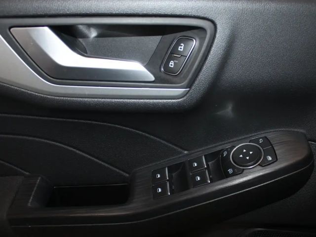 Ford Kuga 1.5 EcoBlue Cool & Connect