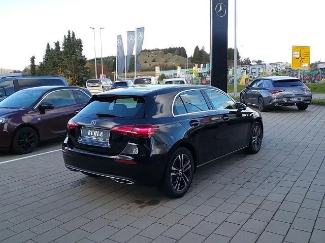 Mercedes-Benz A 180 Progressive
