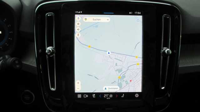 Volvo XC40 Dark Plus