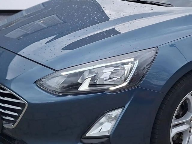 Ford Focus Cool & Connect