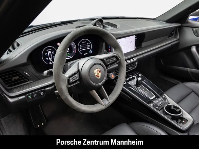 Porsche 992 Cabrio Carrera GTS