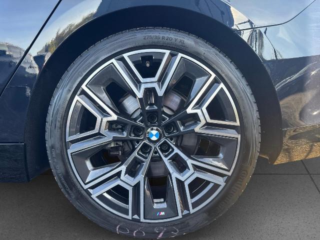 BMW 520 520d M-Sport Sedan