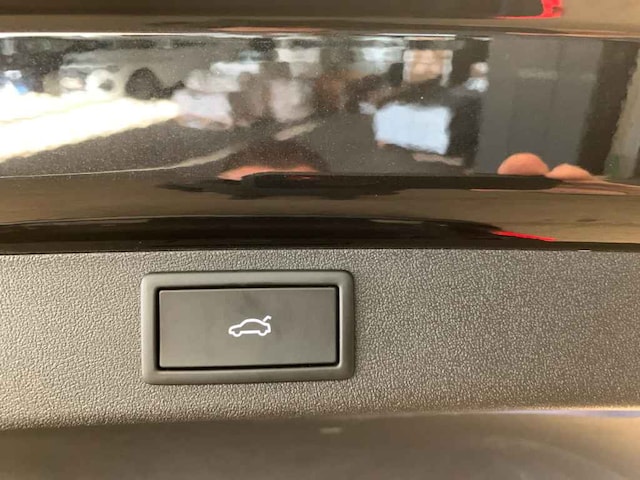 Skoda Enyaq Enyaq 85x *AHK*MATRIX*WÄRME*ACC*NAVI*R-CAM*SHZ*