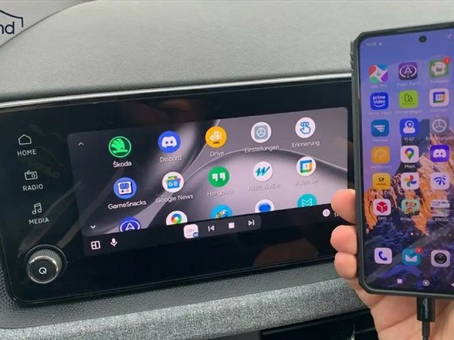 Skoda Kamiq 1,0 TSI DSG 130 Jahre AHK digital Cockpit Keyless