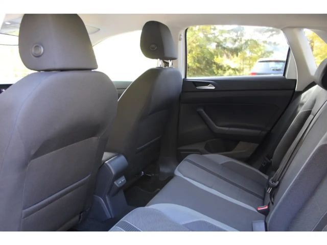 Volkswagen Polo 1.0 TSI IQ.Drive Style