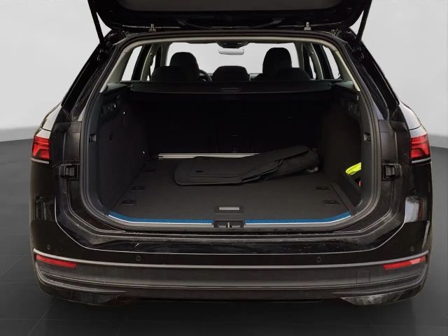 Volkswagen Passat 1.5 TSI DSG Variant