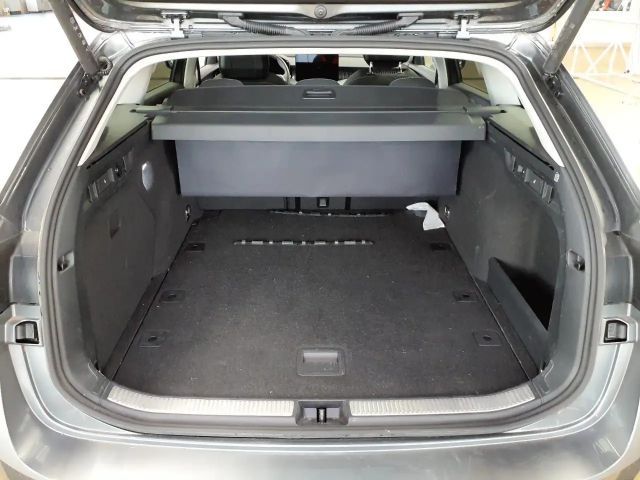 Skoda Superb 2.0 TDI Combi Selection