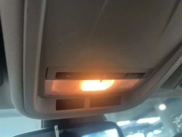 Opel Astra Design & Tech 1.2 Allwetter - Sitzheizung - LED Bl