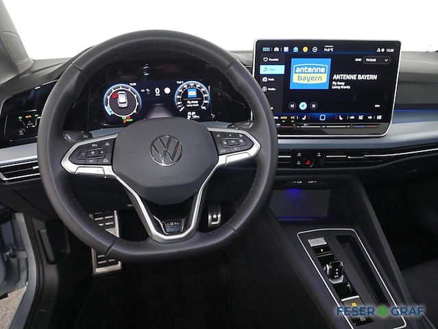 Volkswagen Golf 1.5 eTSI DSG