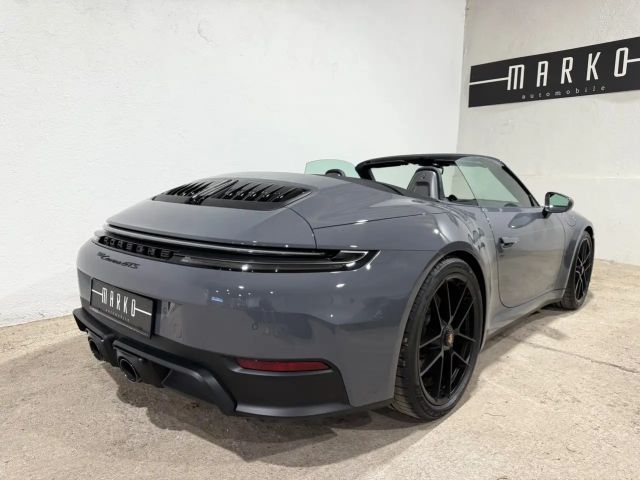 Porsche 992 Cabrio GTS