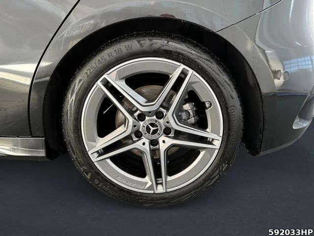 Mercedes-Benz A 200 AMG Line