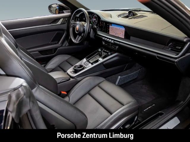 Porsche 992 Cabrio Carrera