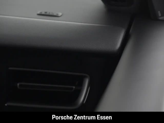 Porsche Taycan 4 Cross Turismo