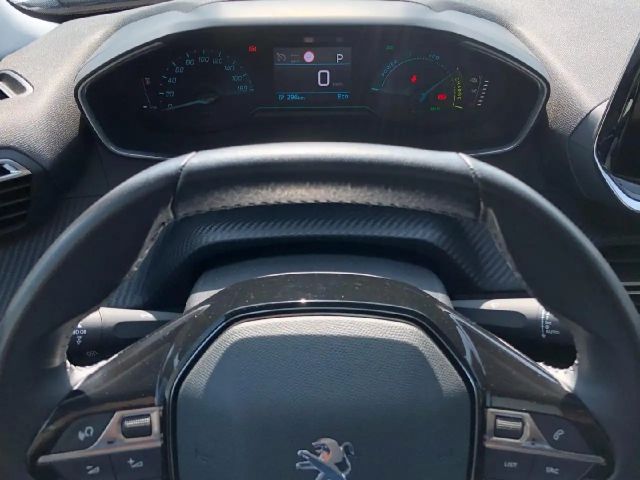 Peugeot E-2008 Active Pack