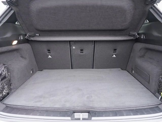 Mercedes-Benz GLA 200 Progressive