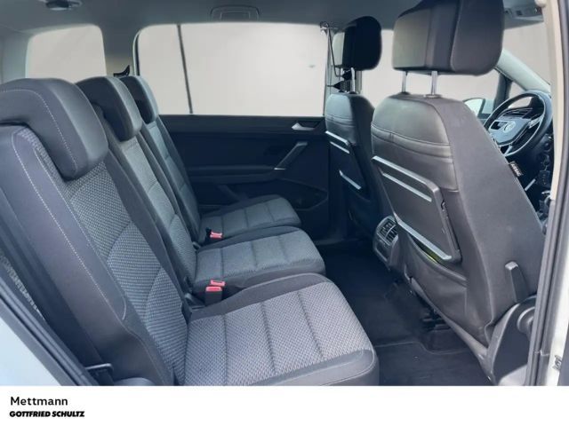 Volkswagen Touran 1.5 TSI