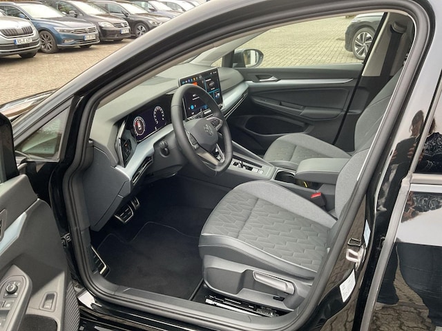 Volkswagen Golf 1.5 eTSI DSG Golf VIII Variant