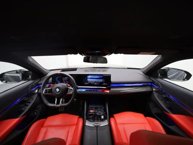 BMW M5 FROZEN DEEP GREY - BOWERS & WI