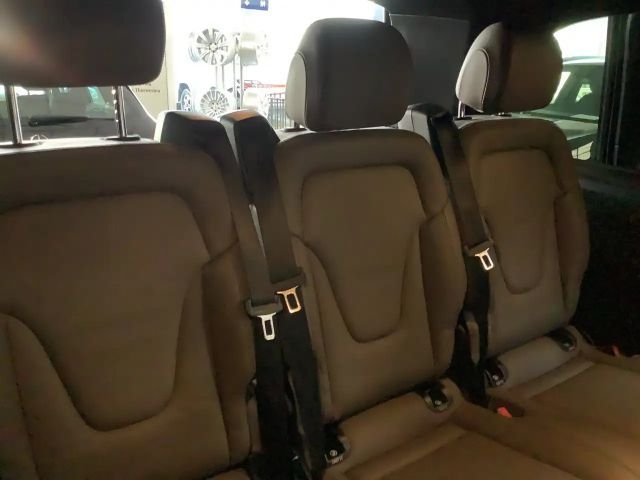 Mercedes-Benz V 300 4MATIC Extralang V 300 d