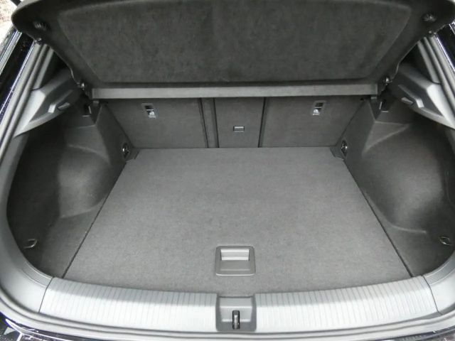 Volkswagen T-Roc 1.5 TSI DSG R-Line