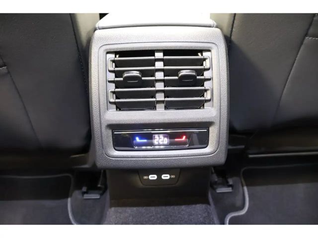 Volkswagen Golf 1.5 TSI Golf VIII