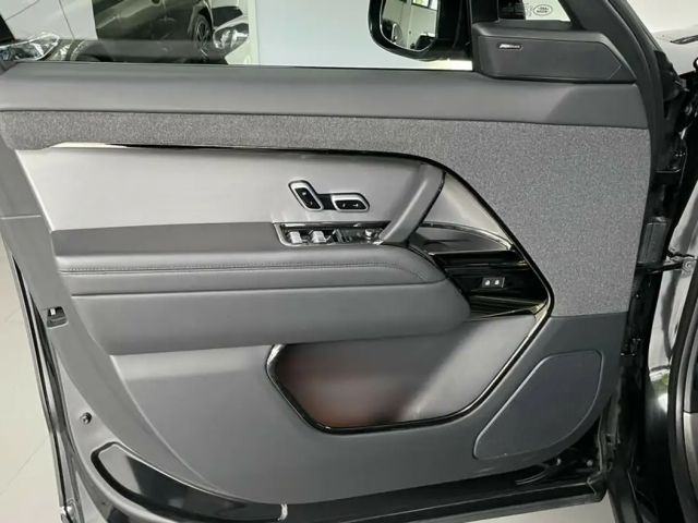 Land Rover Range Rover Sport D300