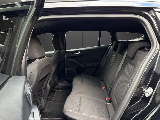Ford Focus EcoBoost ST Line Wagon