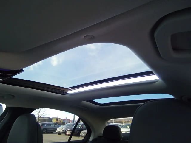 Mercedes-Benz C 200 AVANTGARDE C 200 d Sedan