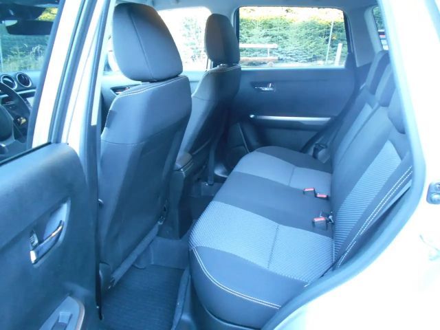 Suzuki Vitara AllGrip Hybrid Shine
