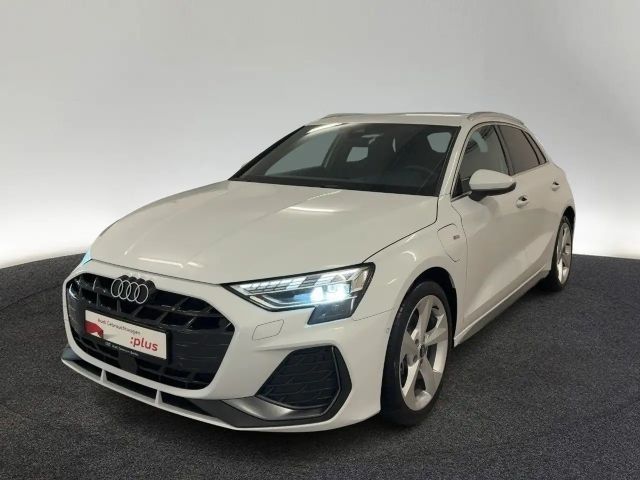 Audi A3 40 TFSI Hybride S-Line