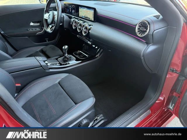 Mercedes-Benz CLA 200 AMG Line Shooting Brake