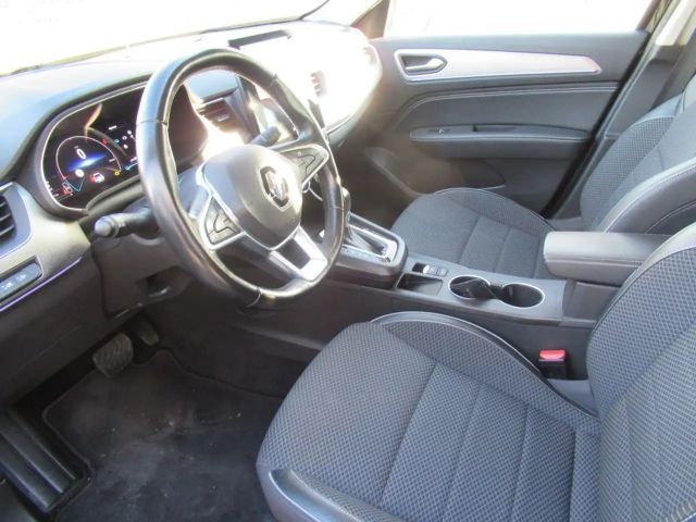 Renault Arkana E-Tech Intens