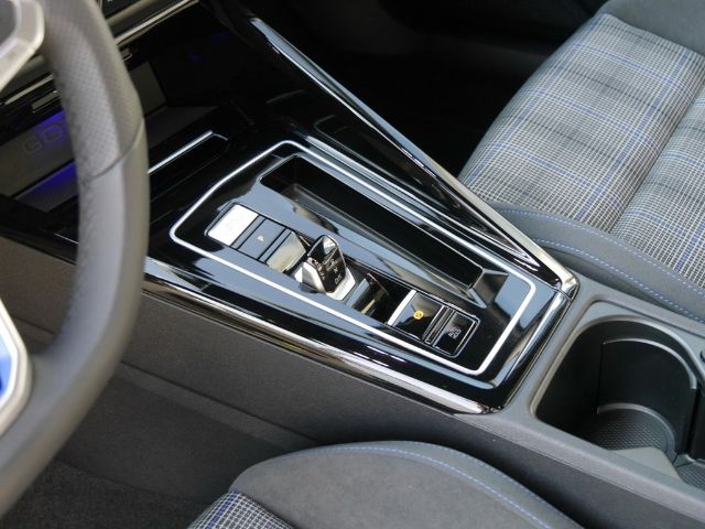 Volkswagen Golf DSG GTE eHybrid
