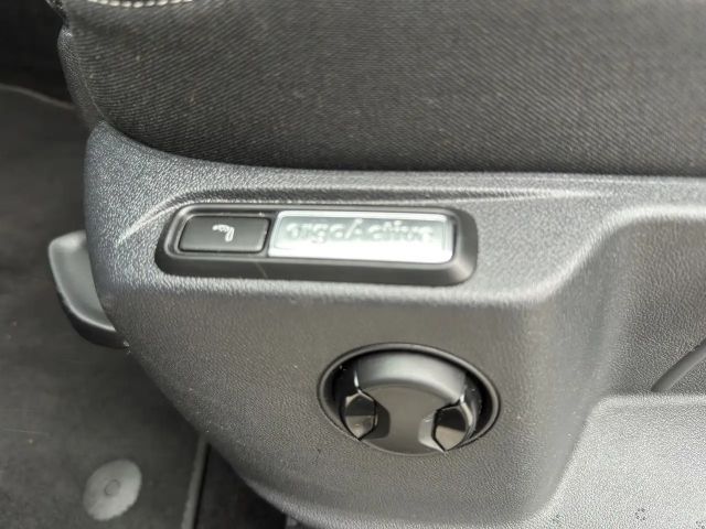 Volkswagen T-Roc 1.5 TSI DSG Style