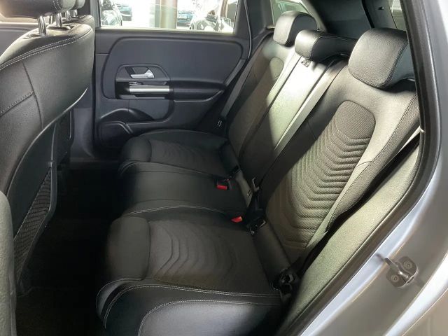 Mercedes-Benz B 200 Progressive