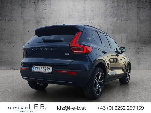 Volvo XC40 Dark Plus
