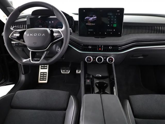 Skoda Superb Sportline iV