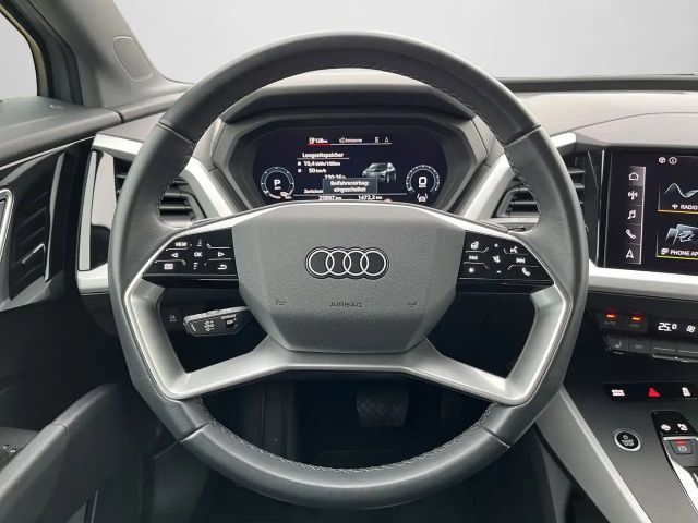 Audi Q4 e-tron Sb basis 125 LRH SHZ KAM ACC