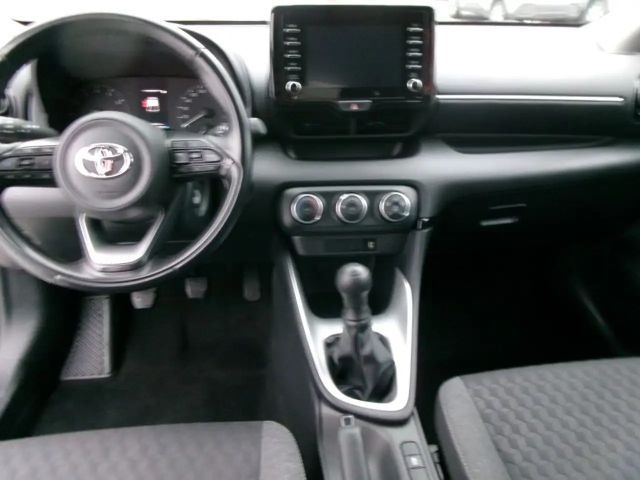 Toyota Yaris 1.0 VVT-i Comfort Hatchback VVT-i