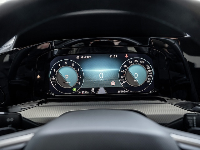 Volkswagen Golf 1.5 eTSI DSG Golf VIII Move