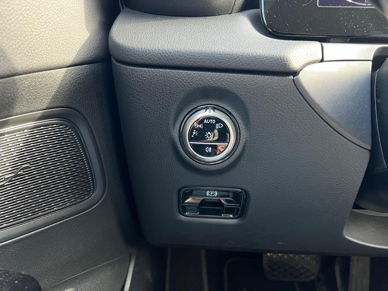 Mercedes-Benz C 200 AVANTGARDE C 200 d Estate