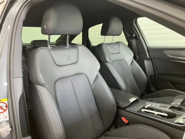 Audi A6 40 TDI S-Line Sedan