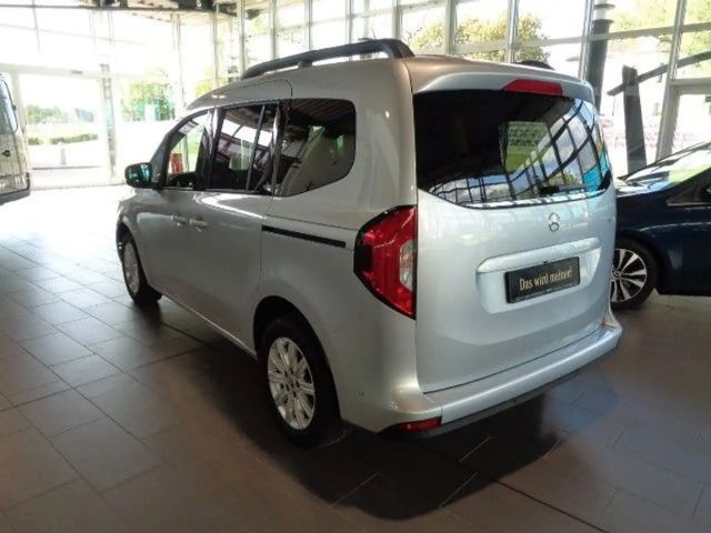 Mercedes-Benz T 180 T 180,NAVI,LED,KAMERA,SPUR,NP:44.349,-EURO