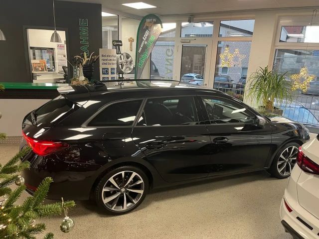 Seat Leon 1.5 eTSI DSG FR-lijn Sportstourer